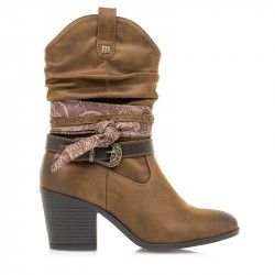 Botas tacón Mustang marrón diseñado con hebilla en el lateral con pañuelo - Querol online