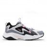 Sabatilles esportives Reebok gris amb negre i detalls en rosa royal turbo
