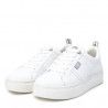 Zapatillas deportivas Xti con plataforma con cordones blancas