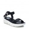 Sandalias plataformas Xti negras con suela track