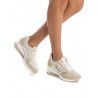 Zapatillas deportivas Xti beige y doradas de malla con cuña