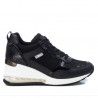 Zapatillas deportivas Xti negras de diferentes texturas con cuña