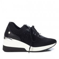 Zapatillas deportivas Xti negras de malla con brillantes y cuña - Querol online