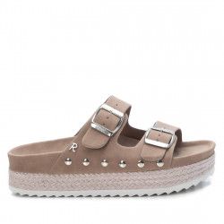 Sandalias plataformas Refresh grises con doble hebilla y tachuelas en lateral - Querol online