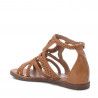 Sandàlies planes Xti de pell marró vegana formant un trenat