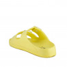 Chanclas Owel amarillas abiertas con doble hebilla