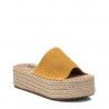 Sandalias plataformas Xti 04282801 amarillo