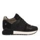 Zapatillas deportivas Gioseppo negras con texturas y brillos y cuña interior para mujer lilesand - Querol online
