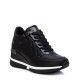 Zapatillas deportivas Xti 043236 deportiva con cuña en negro - Querol online