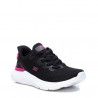 Zapatillas deportivas Xti 043467 deportiva negra con detalles rosas
