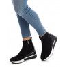 Botines sport Xti 043101 con cuña y detalles en charol