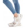 Zapatillas Xti 043008 blanca con detalles metalizados