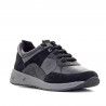 Zapatillas Geox negras con suela gris y colores