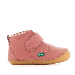 Zapatos abotinados Kickers en color rosa con cierre de velcro - Querol online