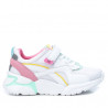 Zapatillas deporte Xti 57881 blancas con detalles de colores
