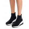 Zapatillas cuña Xti 044172 negras con detalles plateados