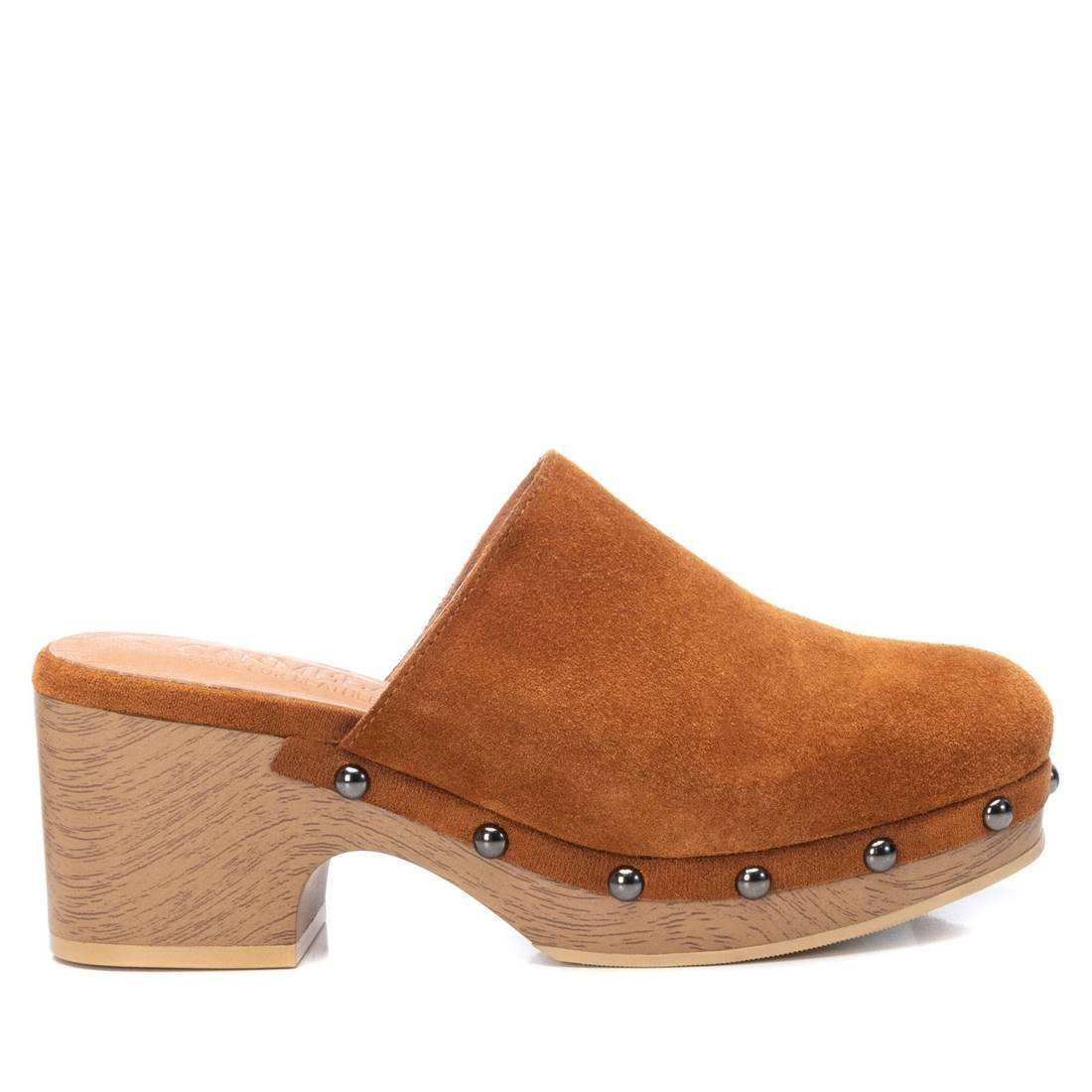 Zapatos Tacón 068610 Camel Con Tachuelas Carmela | Querol