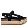 Sandàlies plataformes Refresh 0147651 negres amb tires de pell girada i tancamen amb velcro