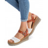 Sandalias cuña Xti 045146 en blanco y con la tira calada