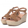 Sandalias cuña Xti 043974 camel estilo ganchillo con suela de rafia