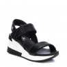Sandalias cuña Xti 044872 estilo deportiva con cierre de velcro