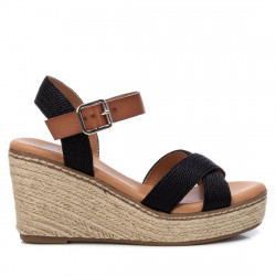 Sandalias cuña Xti 045173 negras con tira superior en marrón - Querol online