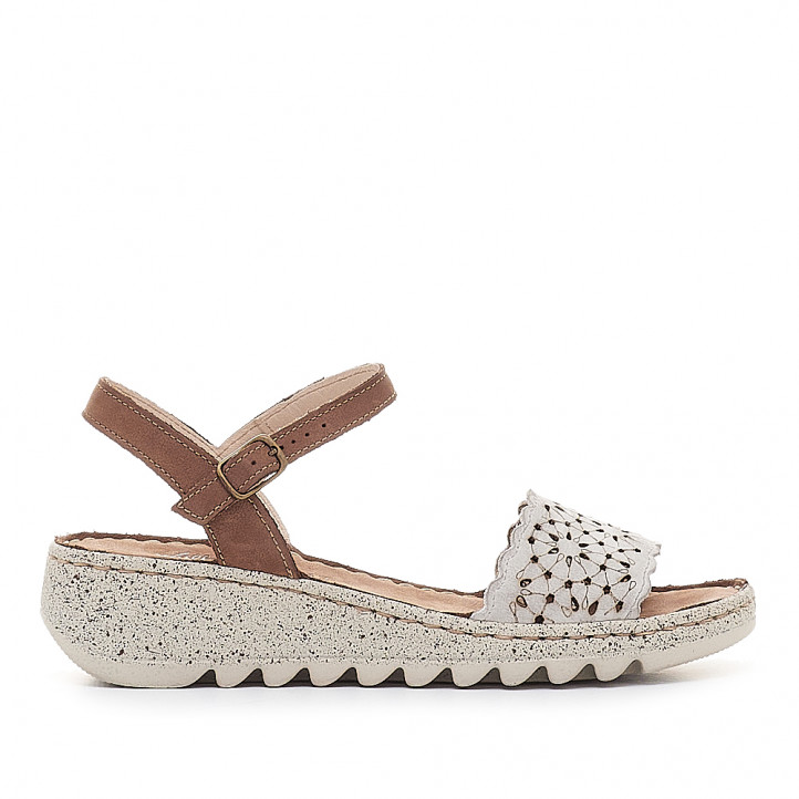 Sandalias cuña Walk & Fly color taupe con pala perforada - Querol online