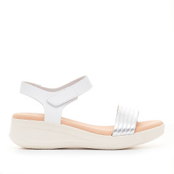 sandalias QUETS! con tira delantera plateada - Querol online