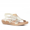 Sandalias planas Mysoft blancas con piel perforada y brillantes