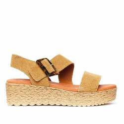 Sandalias cuña Chika 10 marrones con plataforma y bandas ancha - Querol online
