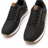 Zapatillas deportivas Mustang Porland Basic de color negro con detalle de color marrón