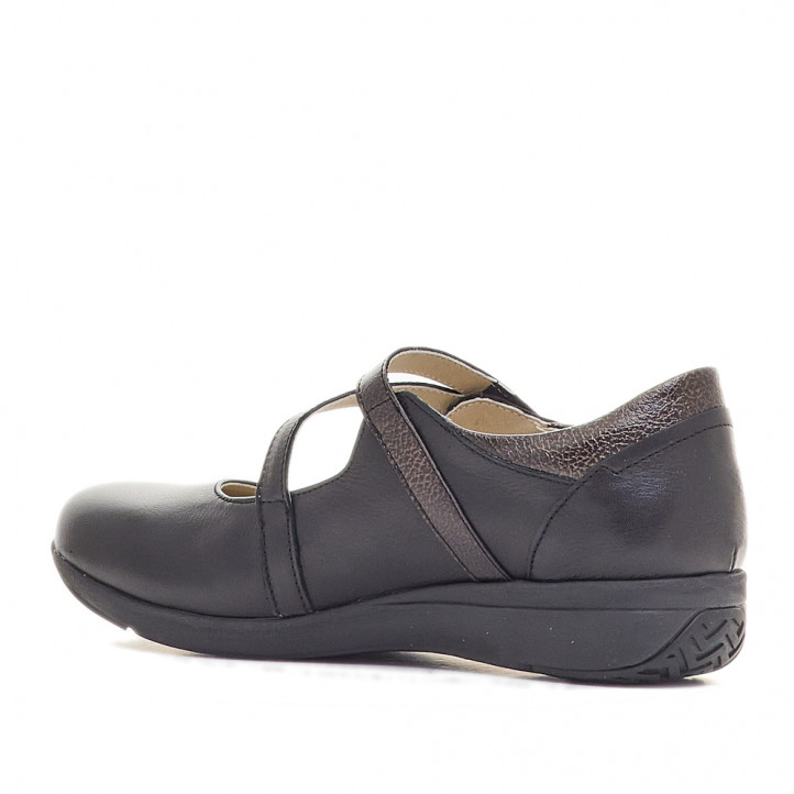 Zapatos planos TREINTAS negros con cierre tipo mercedita con velcro - Querol online