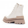 Botines planos Chika 10 beige con cordones y suela track