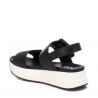 Sandalias plataformas Xti 141430 con hebilla y velcro