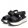 Sandalias plataformas Xti 141430 con hebilla y velcro