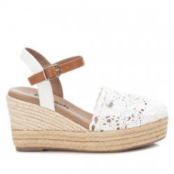 Sandàlies falca Refresh 170534 blanques de crochet amb tira marró - Querol online