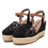 Sandalias cuña Refresh 170534 negras de crochet con tira marrón