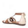 Sandalias planas Xti 141335 beig con cremallera trasera y tachuelas