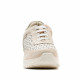 Zapatillas cuña Amarpies blancas y doradas con piel perforada y semicuña - Querol online