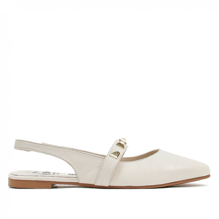 Sabates planes Top3 de color blanc os oberts per darrere i tatxes - Querol online