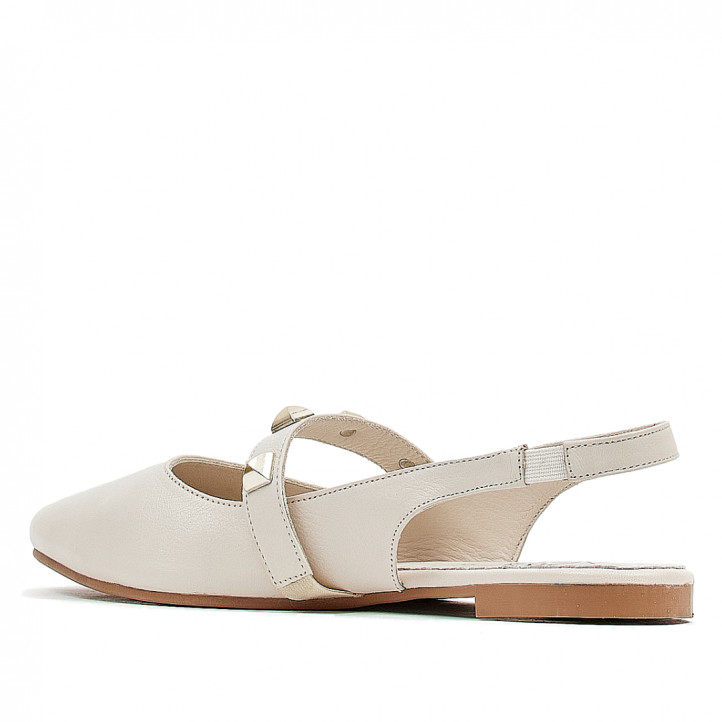 Sabates planes Top3 de color blanc os oberts per darrere i tatxes - Querol online