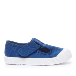 Zapatillas de lona para niños, con puntera de goma. Color azul tejano.