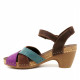 Sandalias tacón Jungla marrones con tiras azules y fucsia - Querol online