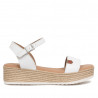 Sandalias cuña Redlove blancas con ligera plataforma de piel