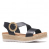Sandalias plataformas Redlove color negras con hebilla grande
