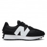 Zapatillas New Balance 327 negras y blancas para mujer