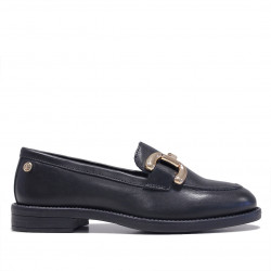Mocassí Top3 negres de pell amb detalls daurats - Querol online