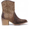 Botines tacón Chika 10 marrones tip cowboy