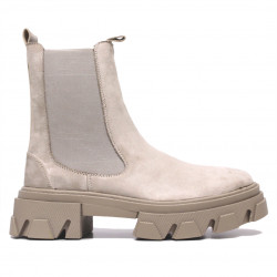 Botines plataforma beis tipo chelsea pero con suela track gruesa