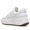 Sabatilles blanques amb malla i plataforma